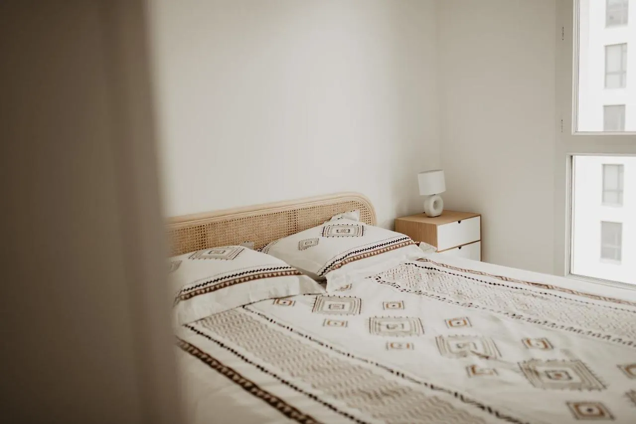 Bel Appartement Climatise Avec Place De Parking Marseille Apartment